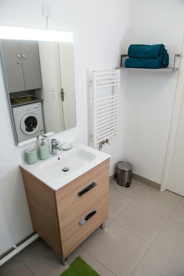 Ilodge Secondia Chessy  Luaran gambar